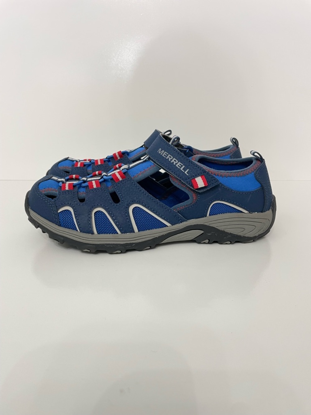 Merrell Kids Hydro Water Blue Closed-Toe Sandal size 5 Beach Travel Swim School